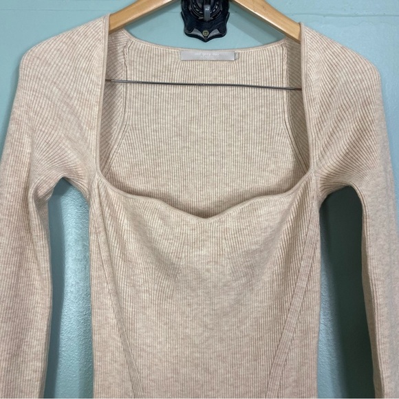 Revolve One Grey Day Lakeyn Dress In Beige Cream Sz M Bodycon Square Neckline - Picture 3 of 8